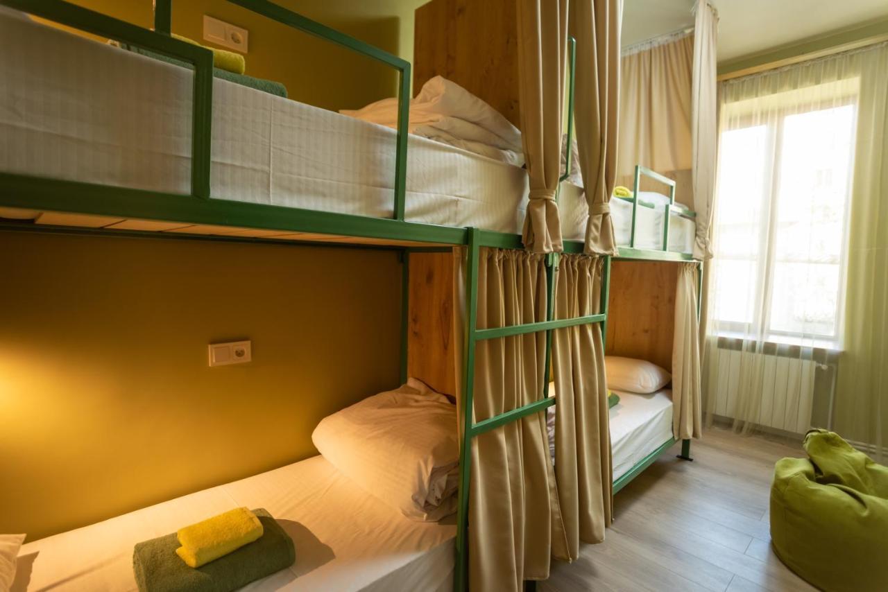 La Casa Emilioangi Hostel เยเรวาน ภายนอก รูปภาพ