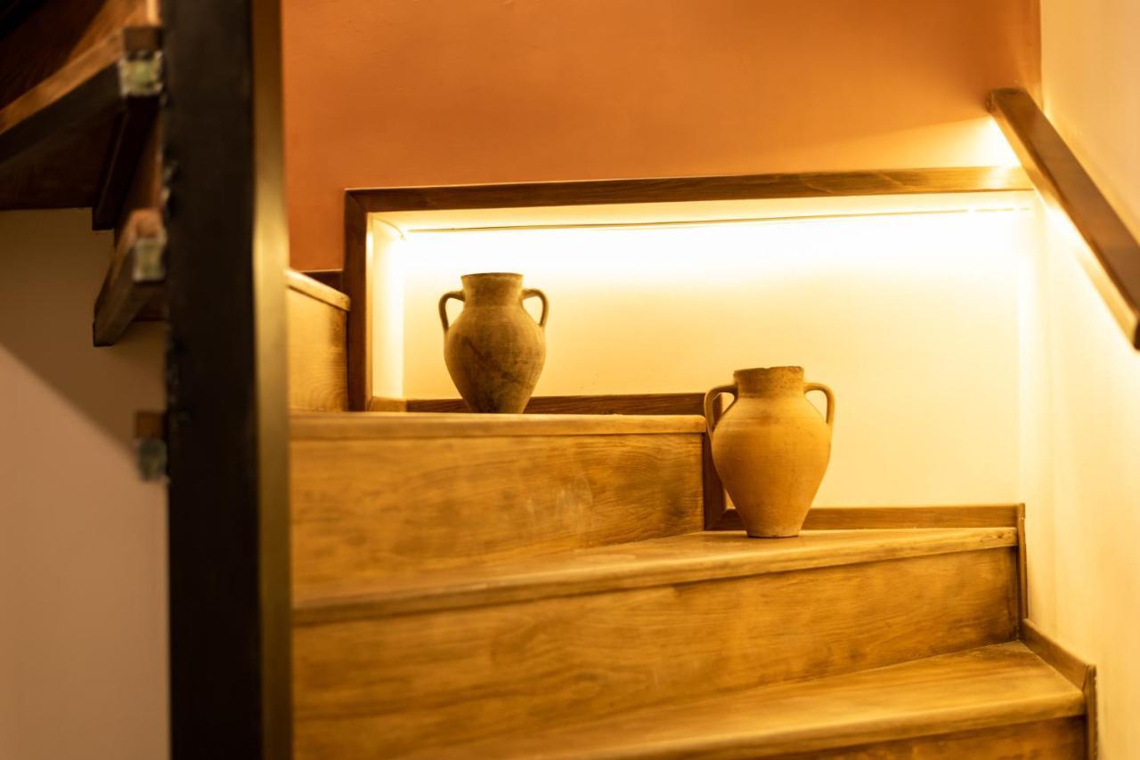 La Casa Emilioangi Hostel เยเรวาน ภายนอก รูปภาพ