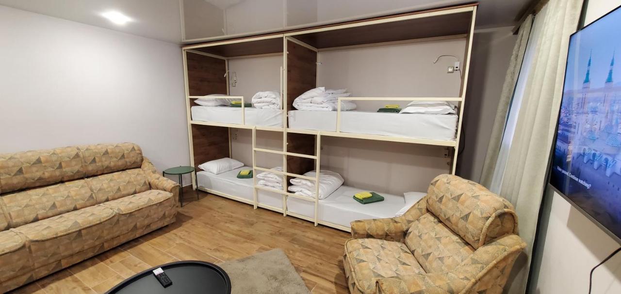 La Casa Emilioangi Hostel เยเรวาน ภายนอก รูปภาพ