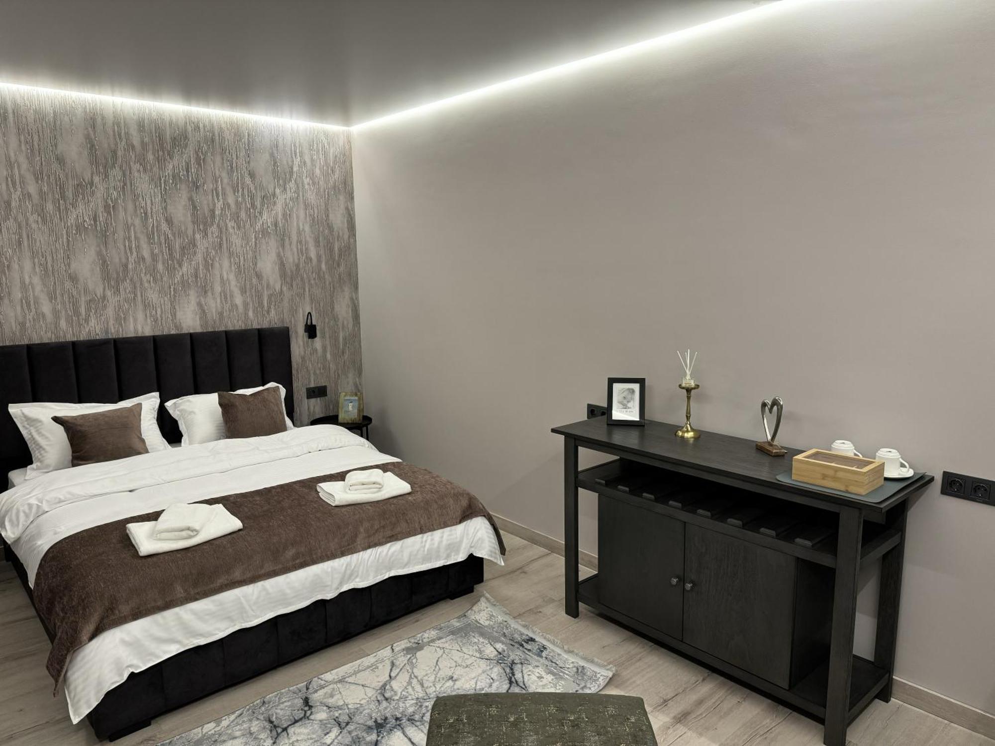 La Casa Emilioangi Hostel เยเรวาน ภายนอก รูปภาพ